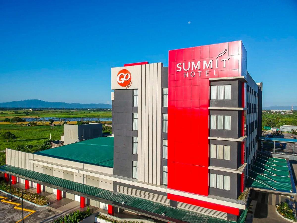 Go Hotels Plus Naga Luaran gambar