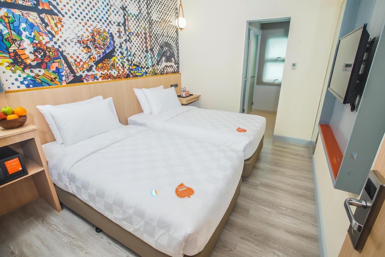 Go Hotels Plus Naga Luaran gambar